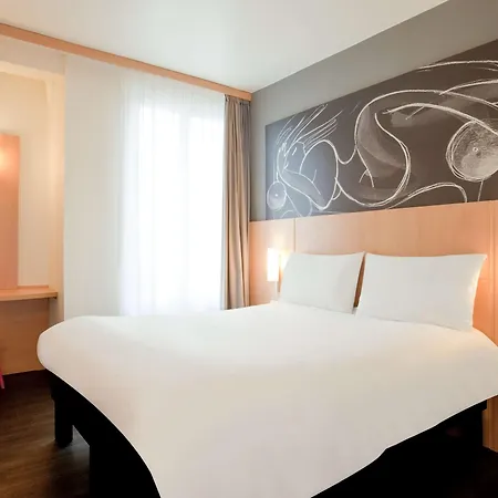 Hotel Mercure Butte Montmartre Basilique