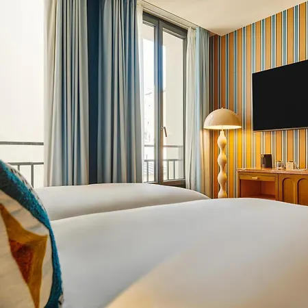 Mercure Butte Montmartre Basilique Hotel 4*
