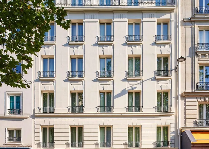 Mercure Butte Montmartre Basilique فندق 4*