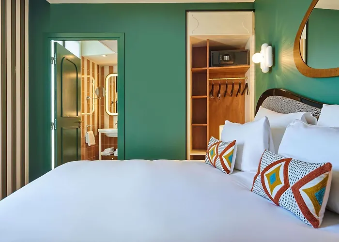 Mercure Butte Montmartre Basilique فندق