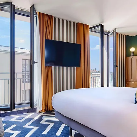 Hotel Mercure Butte Montmartre Basilique Paris