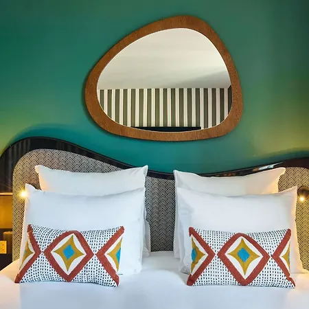 Mercure Butte Montmartre Basilique Отель 4*