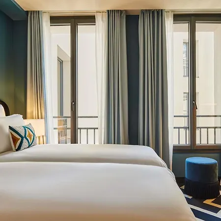 Mercure Butte Montmartre Basilique