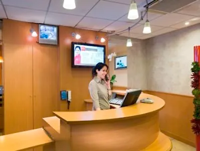 Mercure Butte Montmartre Basilique Otel 4*