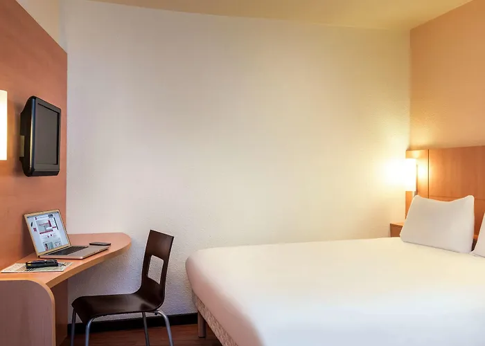 Hotel Ibis Sacré Coeur 18ème 4*