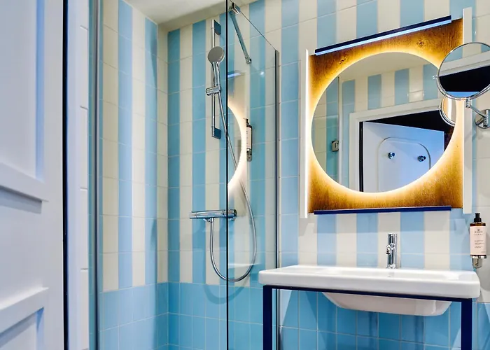 Ibis Sacré Coeur 18ème