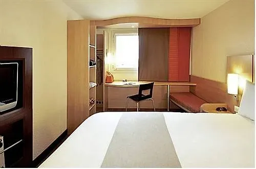 Ibis Sacré Coeur 18ème Paris