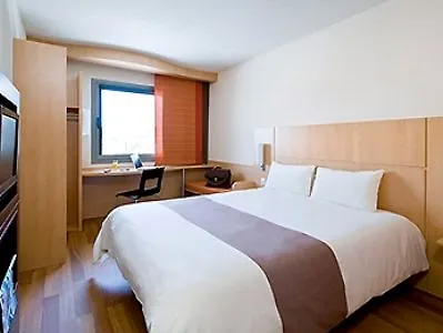 Ibis Sacré Coeur 18ème Paris