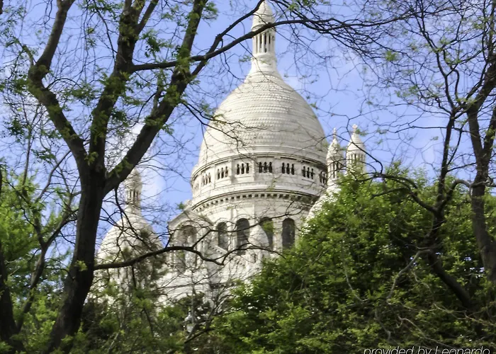Mercure Butte Montmartre Basilique 호텔 4*